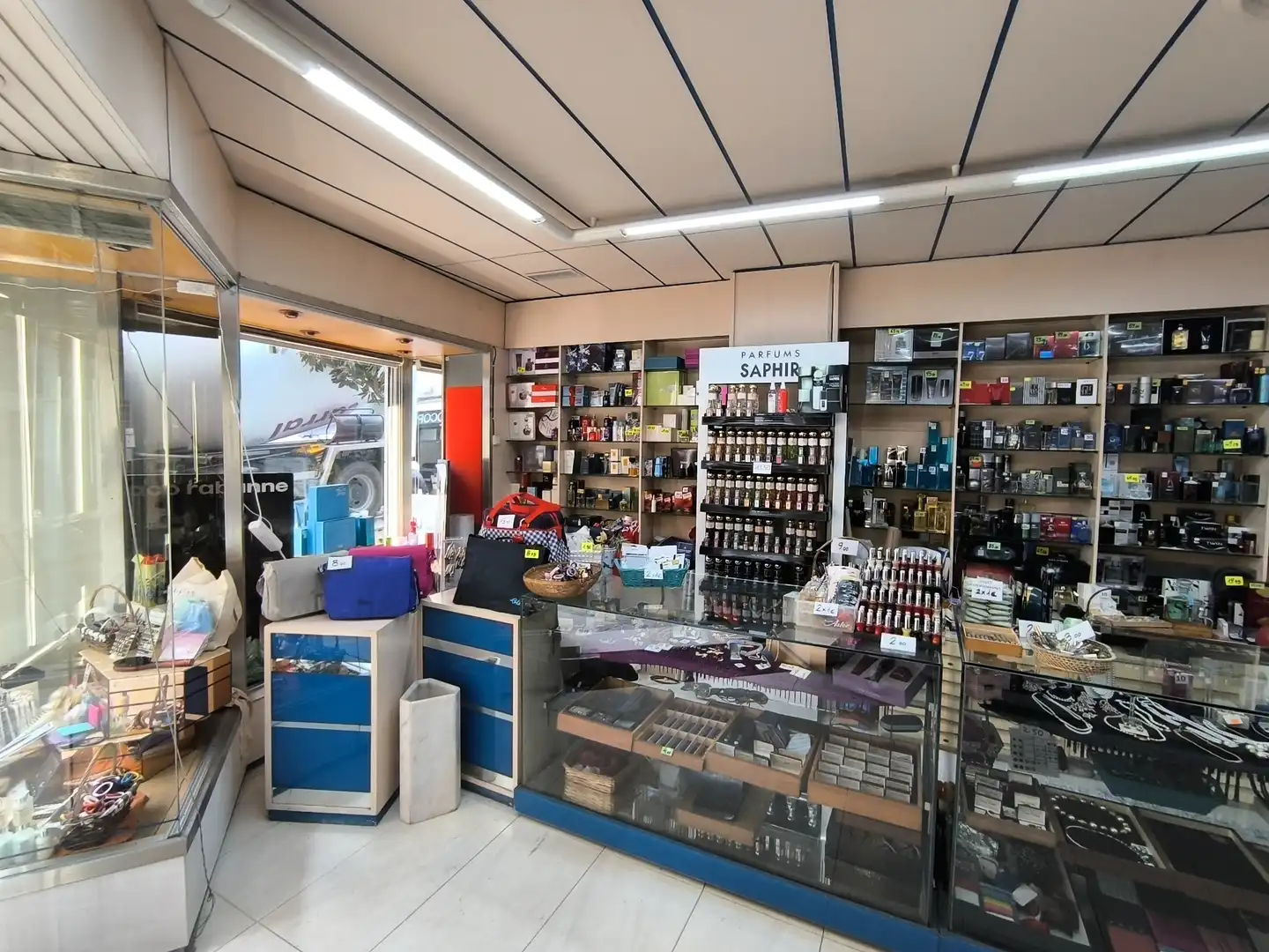 Local en venta en A Coruña Capital  con Amueblado