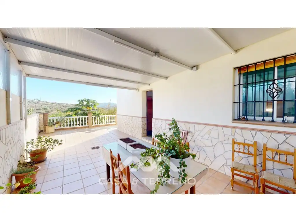 Casa con piscina en venta en Alcaucín, imagen 6