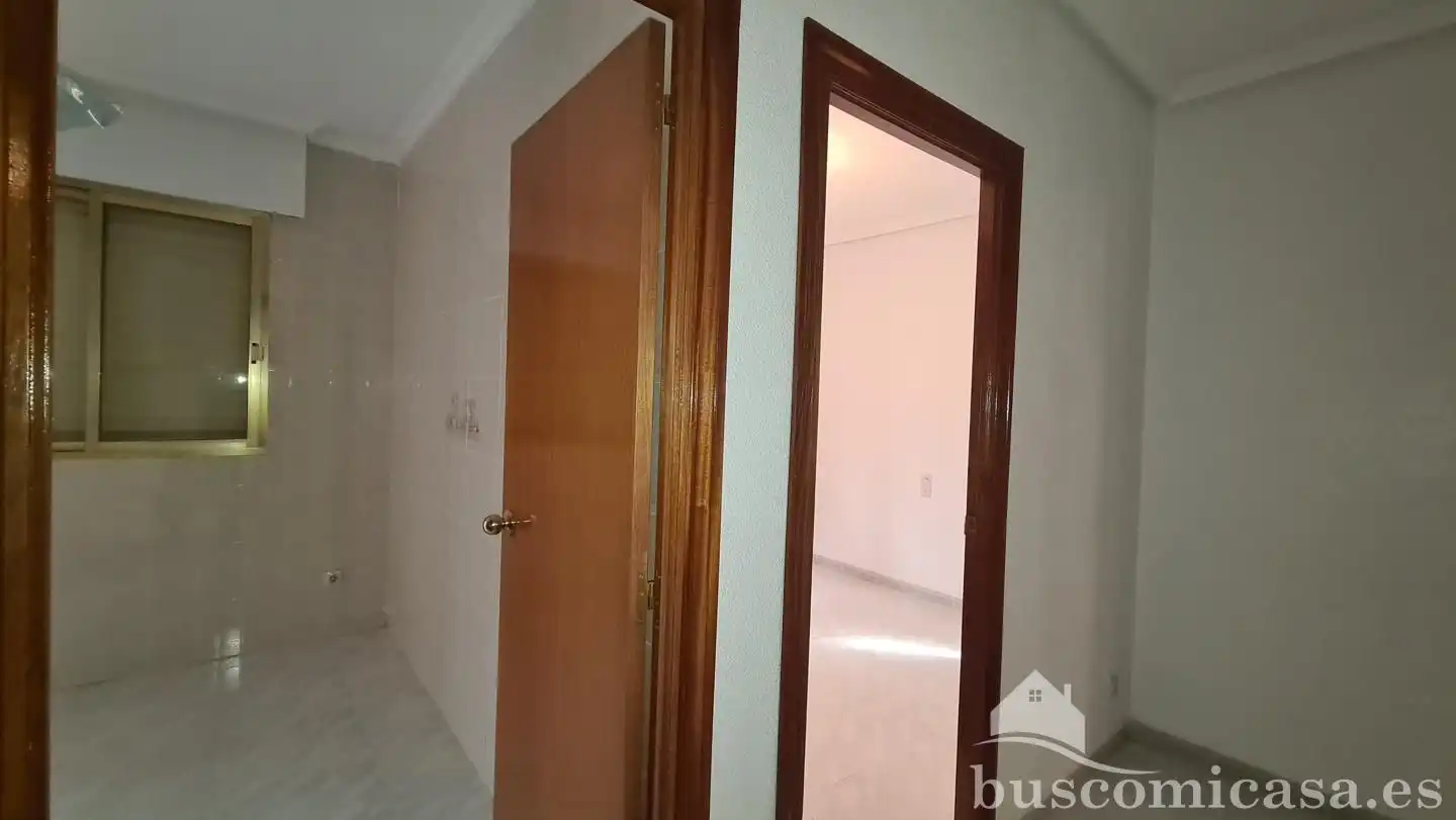 Wohnung zum Verkauf in Jódar mit Balkon