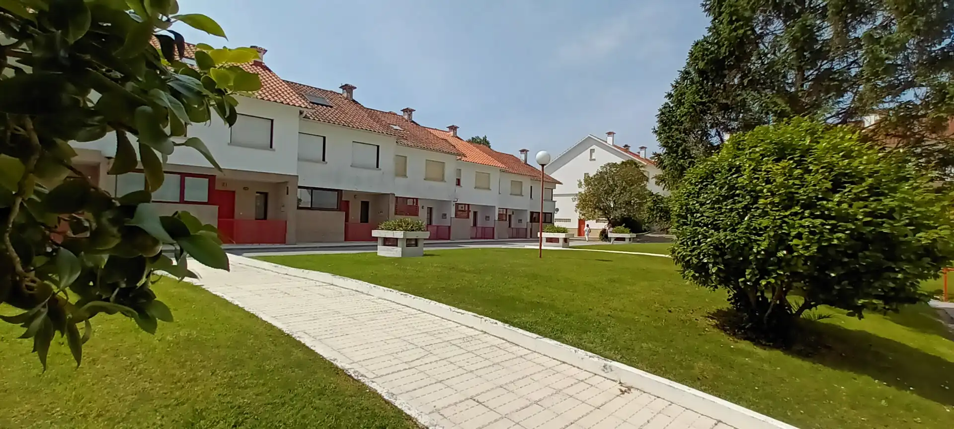 Vista exterior de Dúplex en venta en Sanxenxo con Terraza, Balcón y Piscina comunitaria