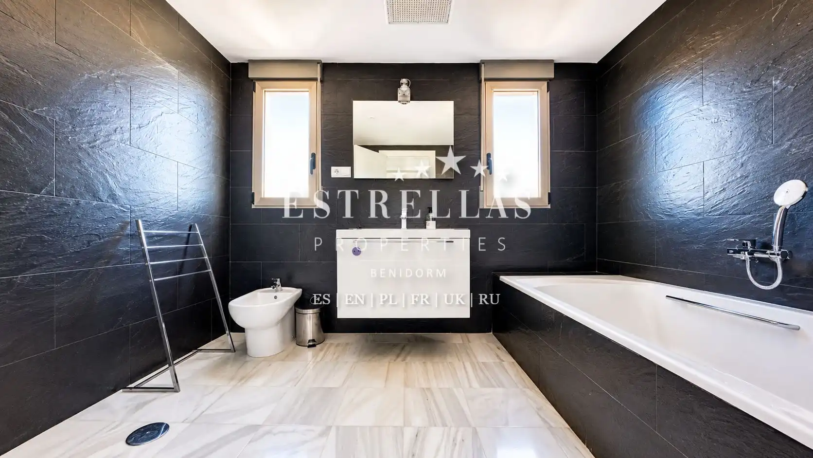 Baño de Casa o chalet en venta en Villajoyosa / La Vila Joiosa con Aire acondicionado, Jardín privado y Terraza
