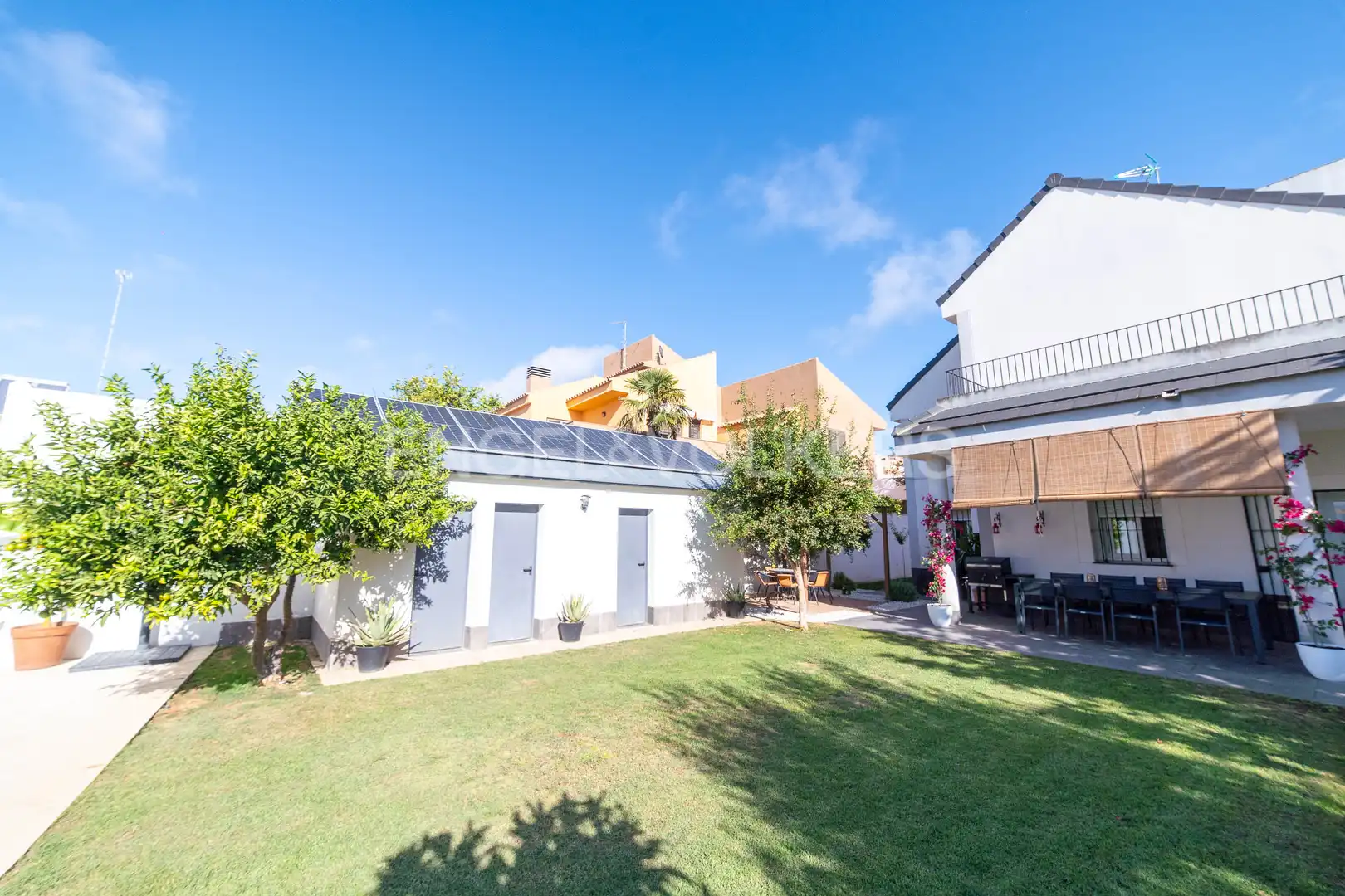 Jardí de Casa o xalet en venda en San Fernando amb Calefacció, Jardí privat i Terrassa
