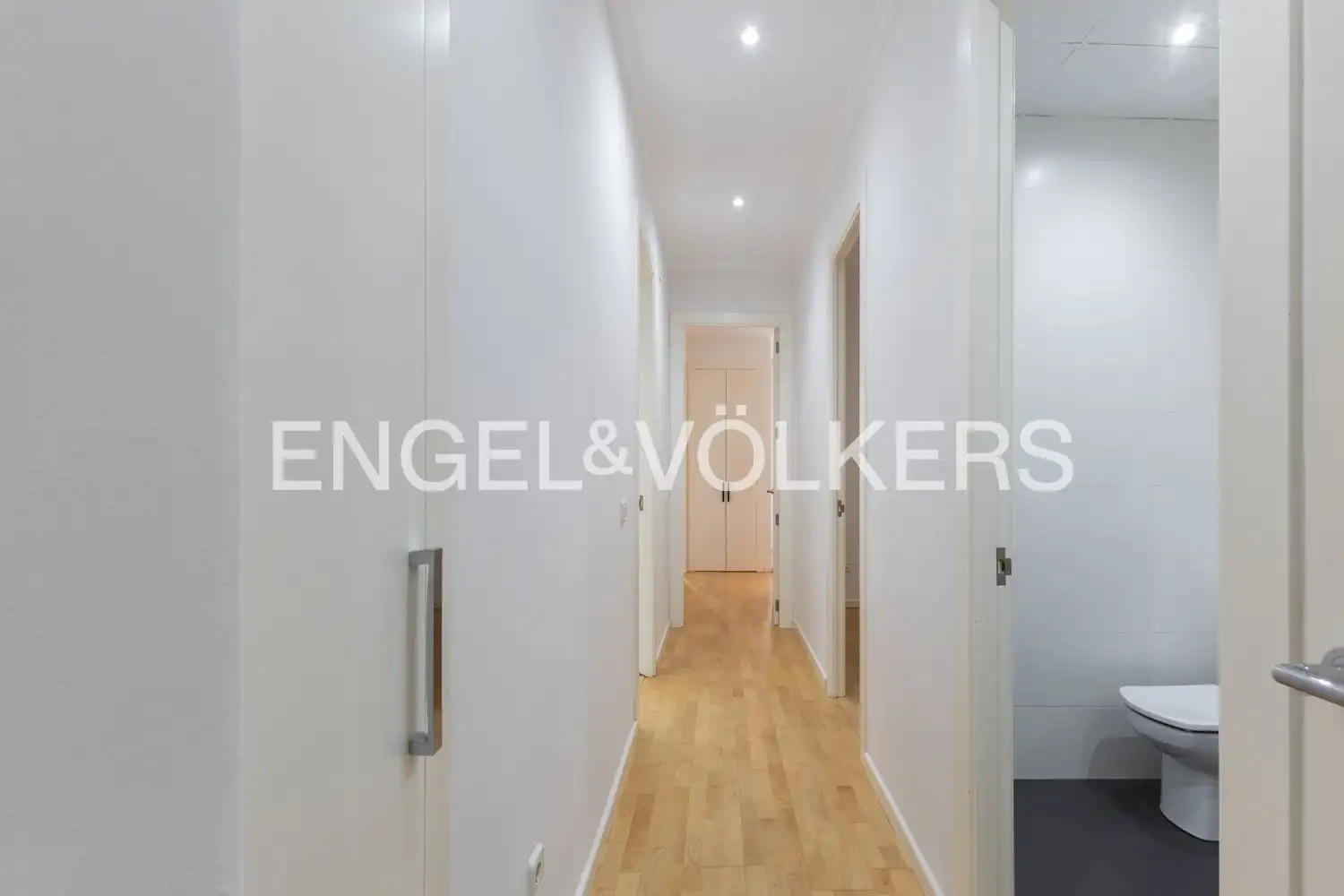 Flat with terrace to rent in Carrer del Comte d'Altea, imagen 22