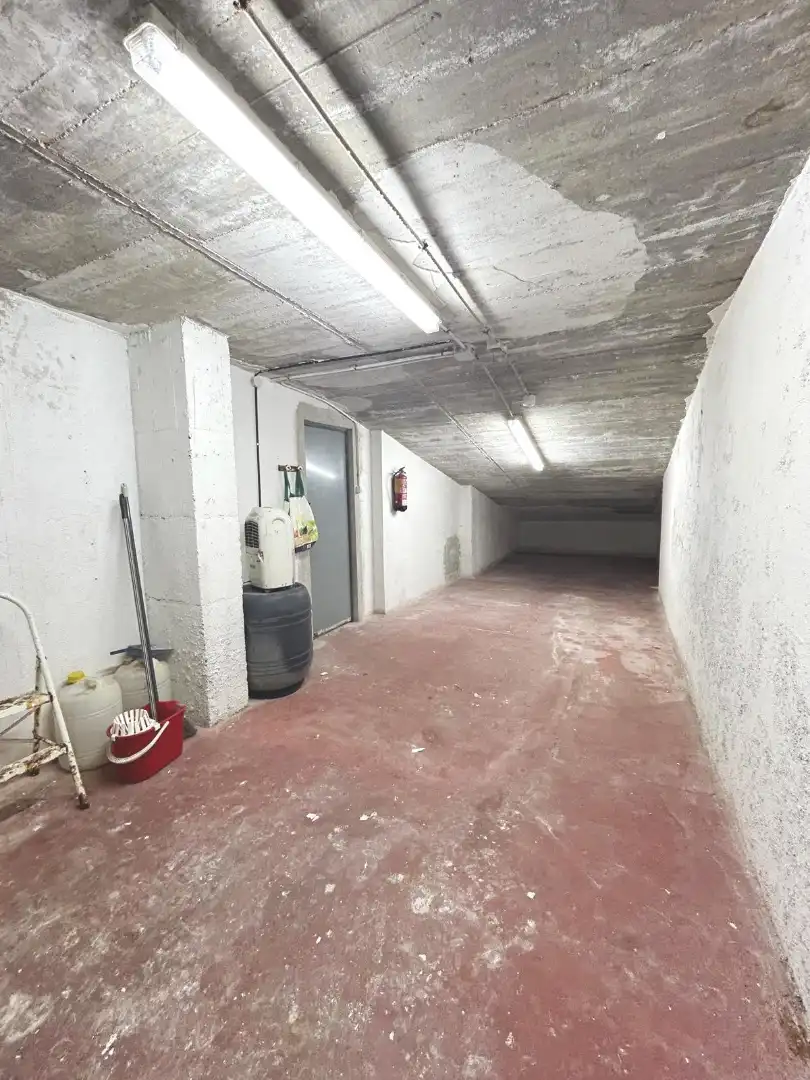 Parking de Trastero en venta en Santa Coloma de Gramenet