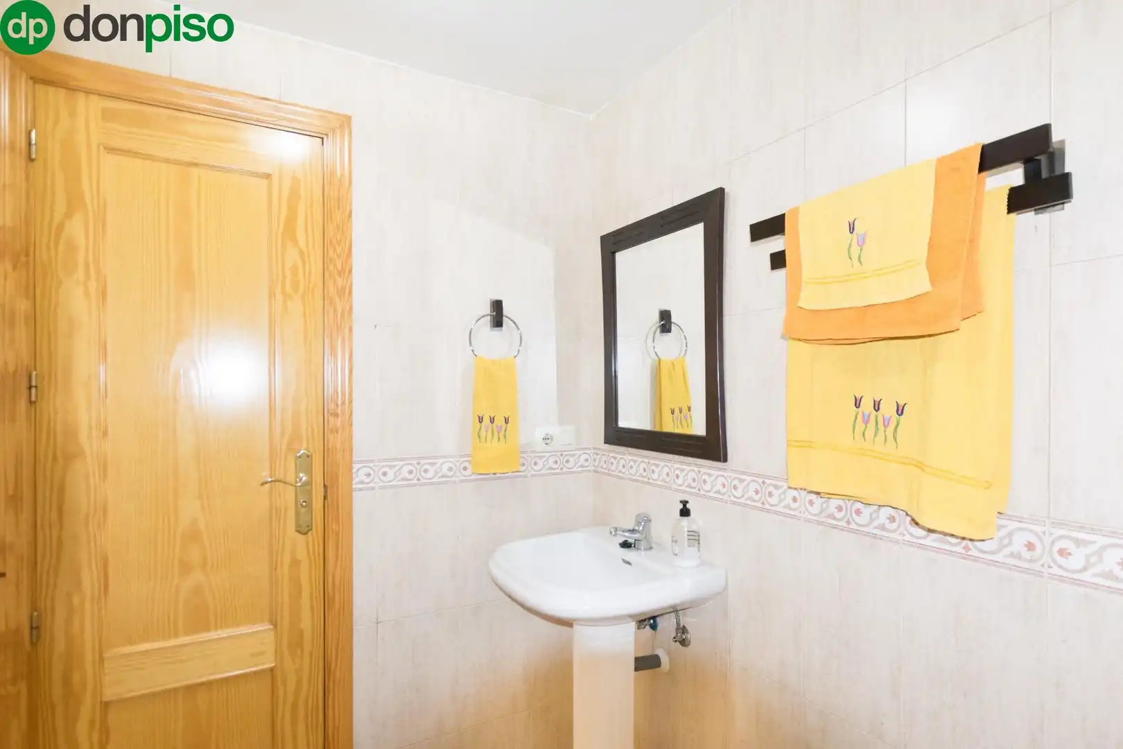Bathroom of Flat for sale in Roquetas de Mar