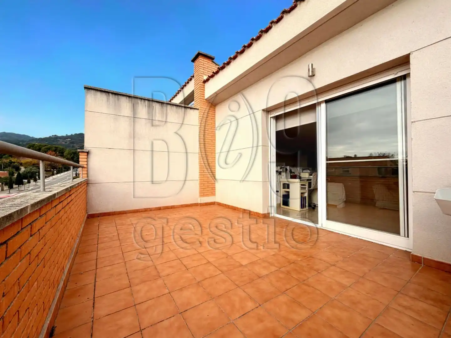 Terrassa de Casa adosada en venda en La Selva del Camp amb Aire condicionat, Calefacció i Jardí privat