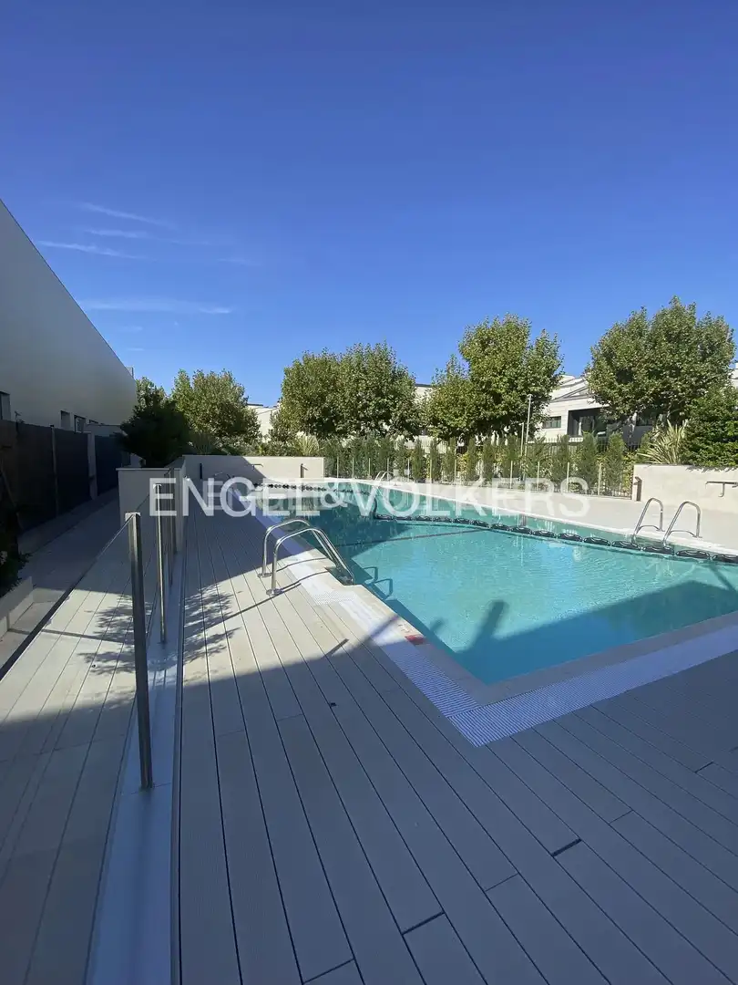 Maison mitoyenne avec terrasse à louer à Urbanización La Moraleja, imagen 35
