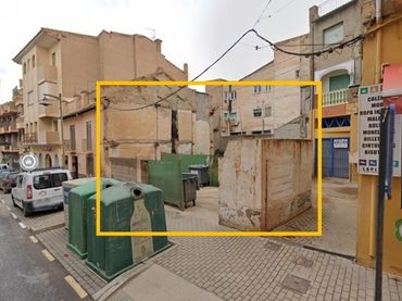 Terreno residencial en venta en Calle Perez Carrillo 8