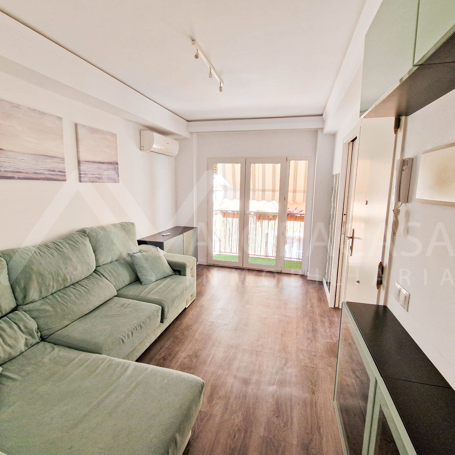 Living room of Flat to rent in Málaga Capital  with Air Conditioner, Furnished and Oven