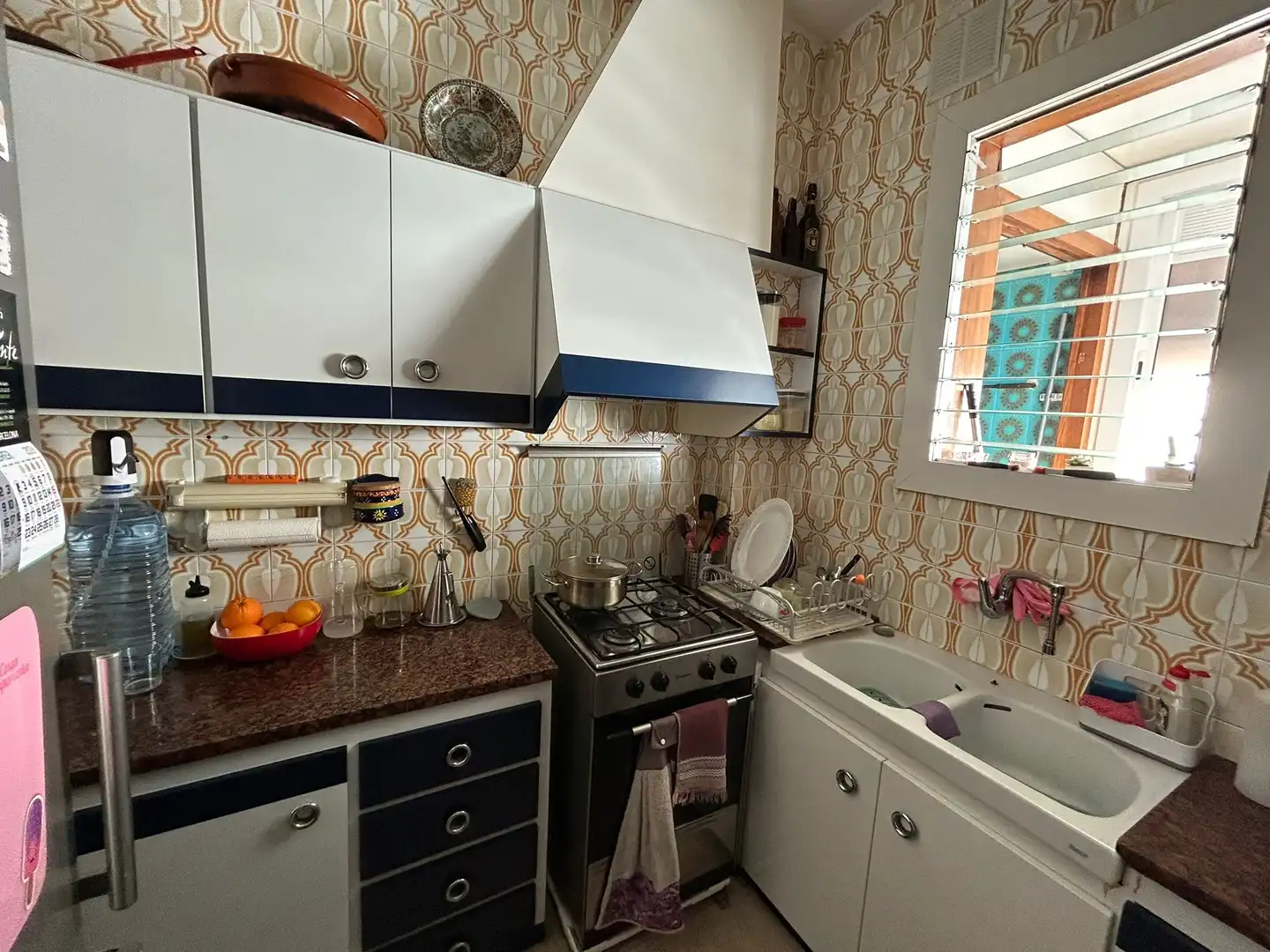 Kitchen of Flat for sale in L'Hospitalet de Llobregat  with Balcony