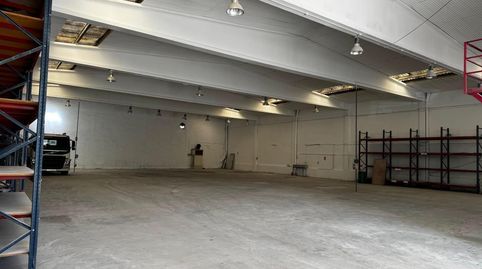 Foto 5 von Fabrikhallen zur Miete in Llevant, Reus