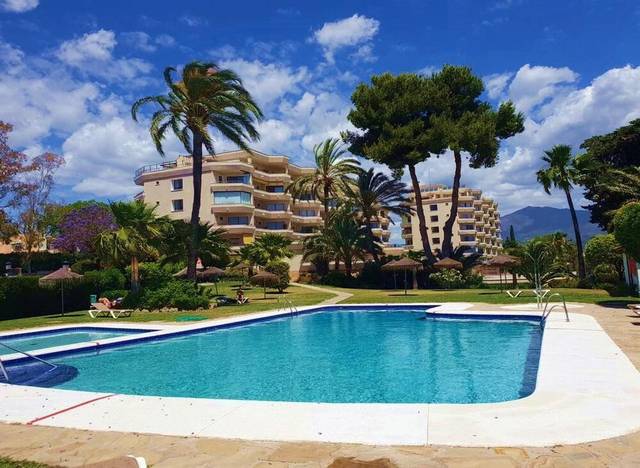 Apartamento en Venta en Benatalaya