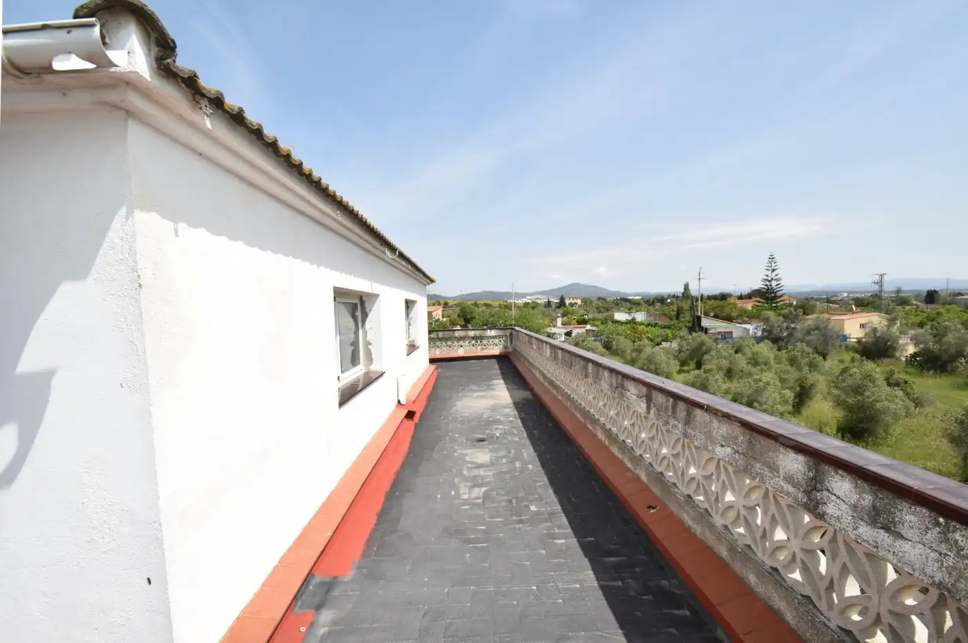 Terrace of Country homes for sale in Vilanova i la Geltrú  with Terrace and Balcony