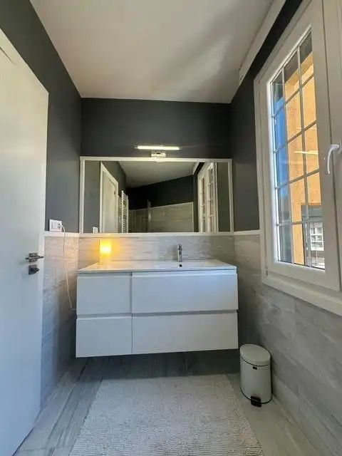 Badezimmer von Wohnung zum Verkauf in Burgos mit Heizung, Parkett und Möbliert