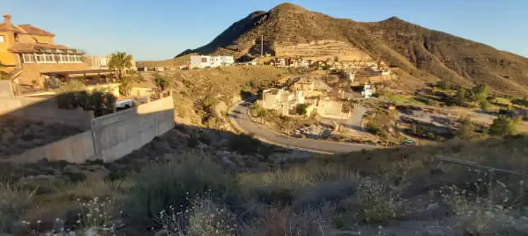 Terreno residencial en venta en Calle los Pinos, imagen 3