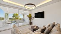 Living room of Apartment for sale in Benahavís  with Air Conditioner, Heating and Terrace