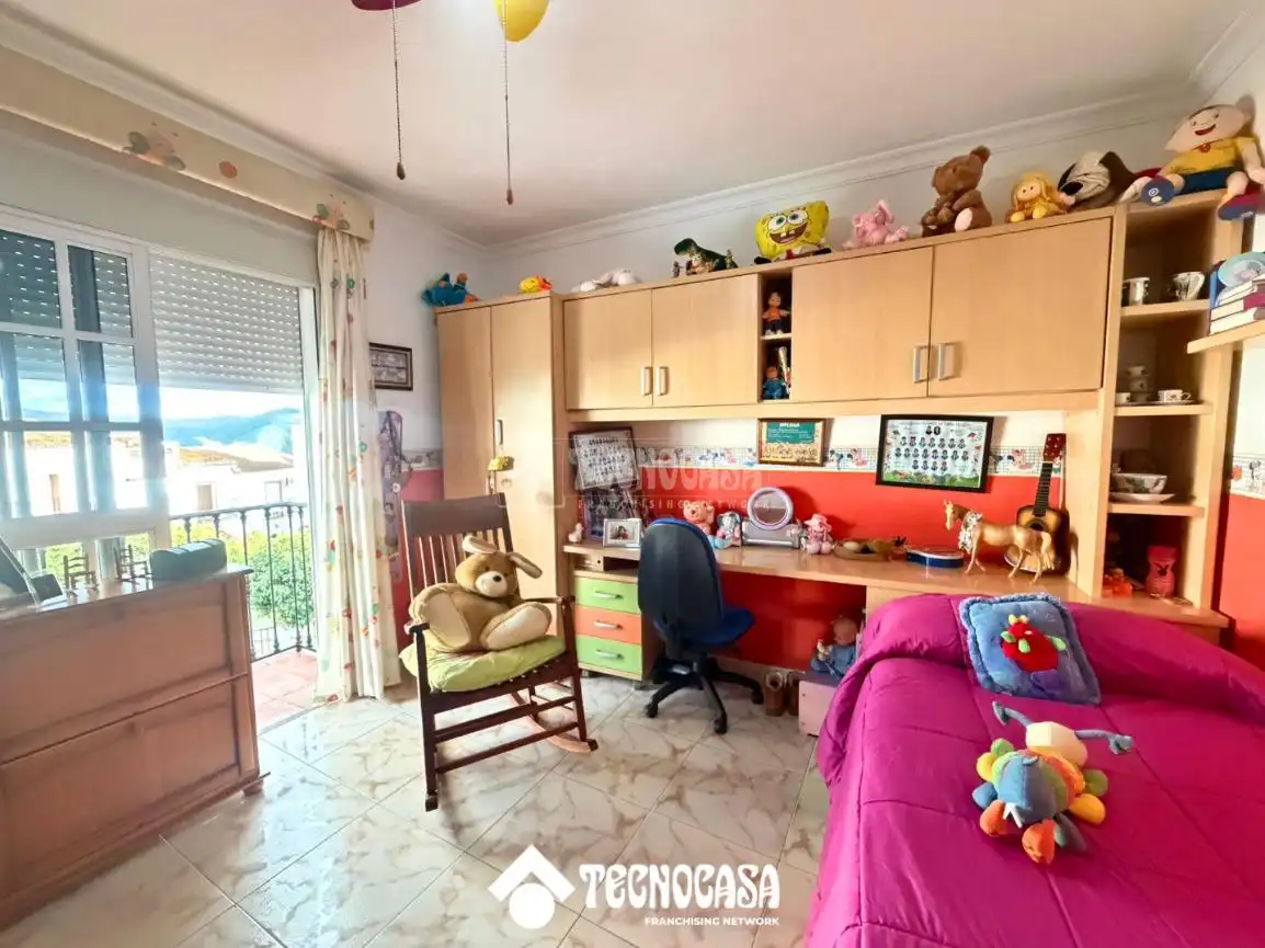 Habitación de Casa adosada en venta en Álora con Terraza y Balcón