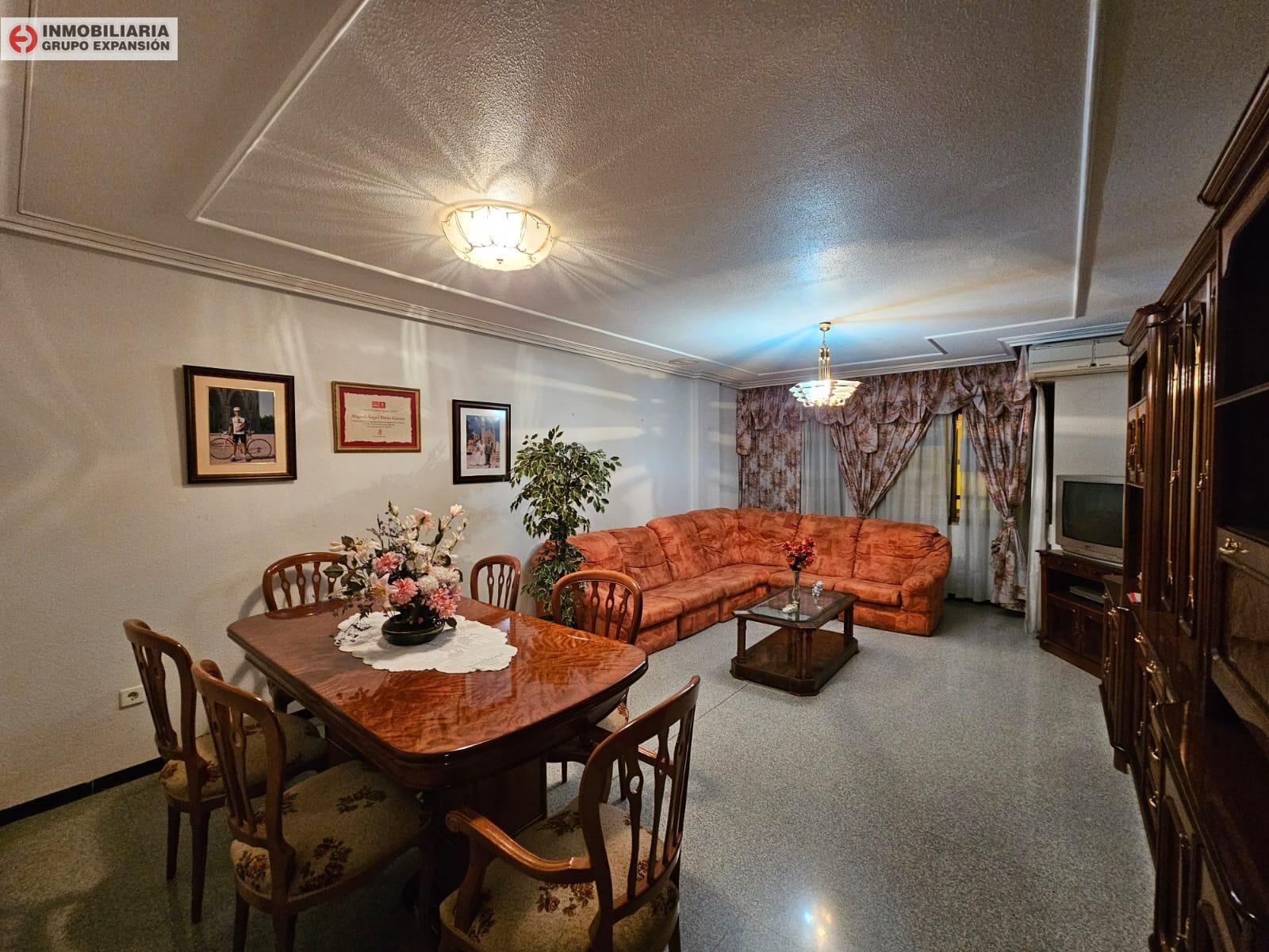 Living room of Flat for sale in Novelda  with Air Conditioner, Heating and Balcony