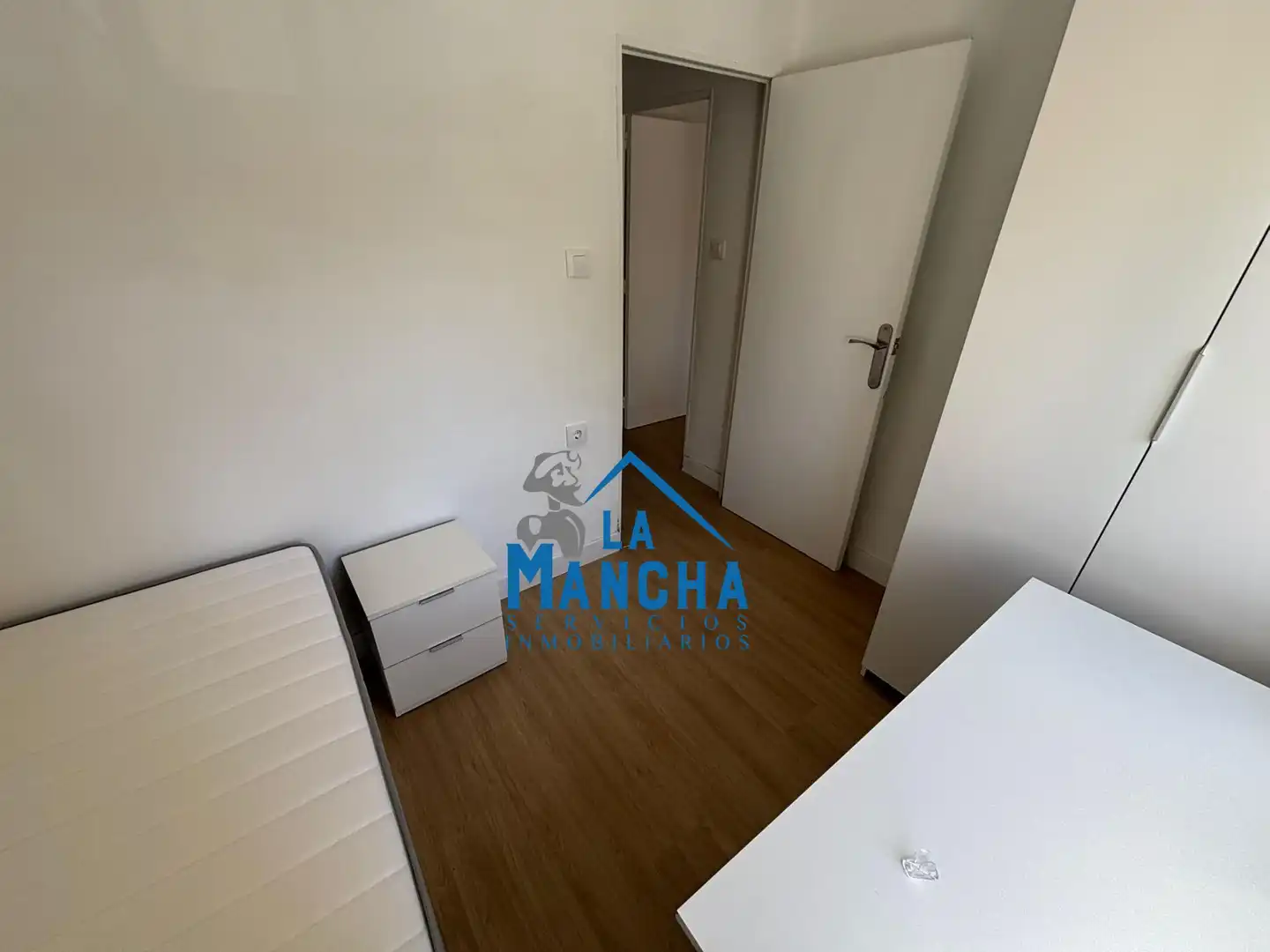 Wohnung zur Miete in Hermanos Falcó
