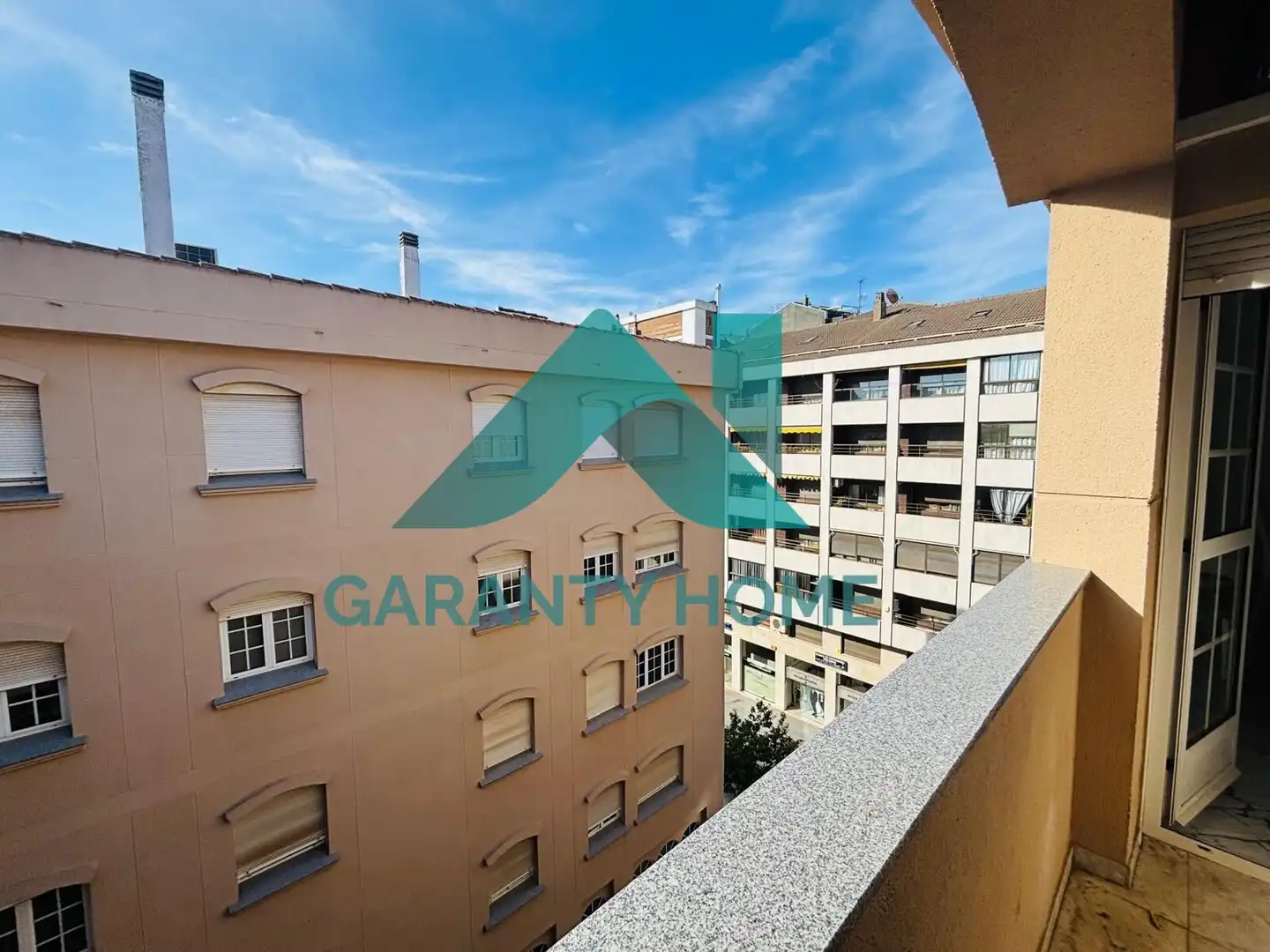Appartamento con ascensore in affitto a Centro