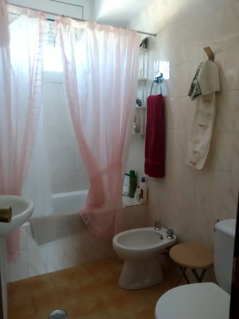 Bany de Casa o xalet en venda en Úbeda amb Aire condicionat, Terrassa i Traster