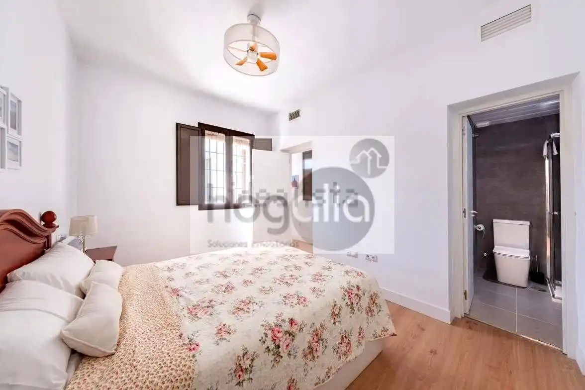 Piso de alquiler en Triana Casco Antiguo
