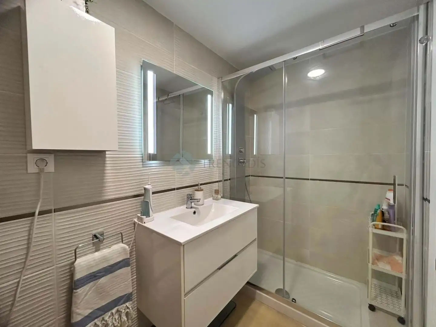 Bathroom of Flat for sale in Cabanes  with Air Conditioner, Terrace and Swimming Pool