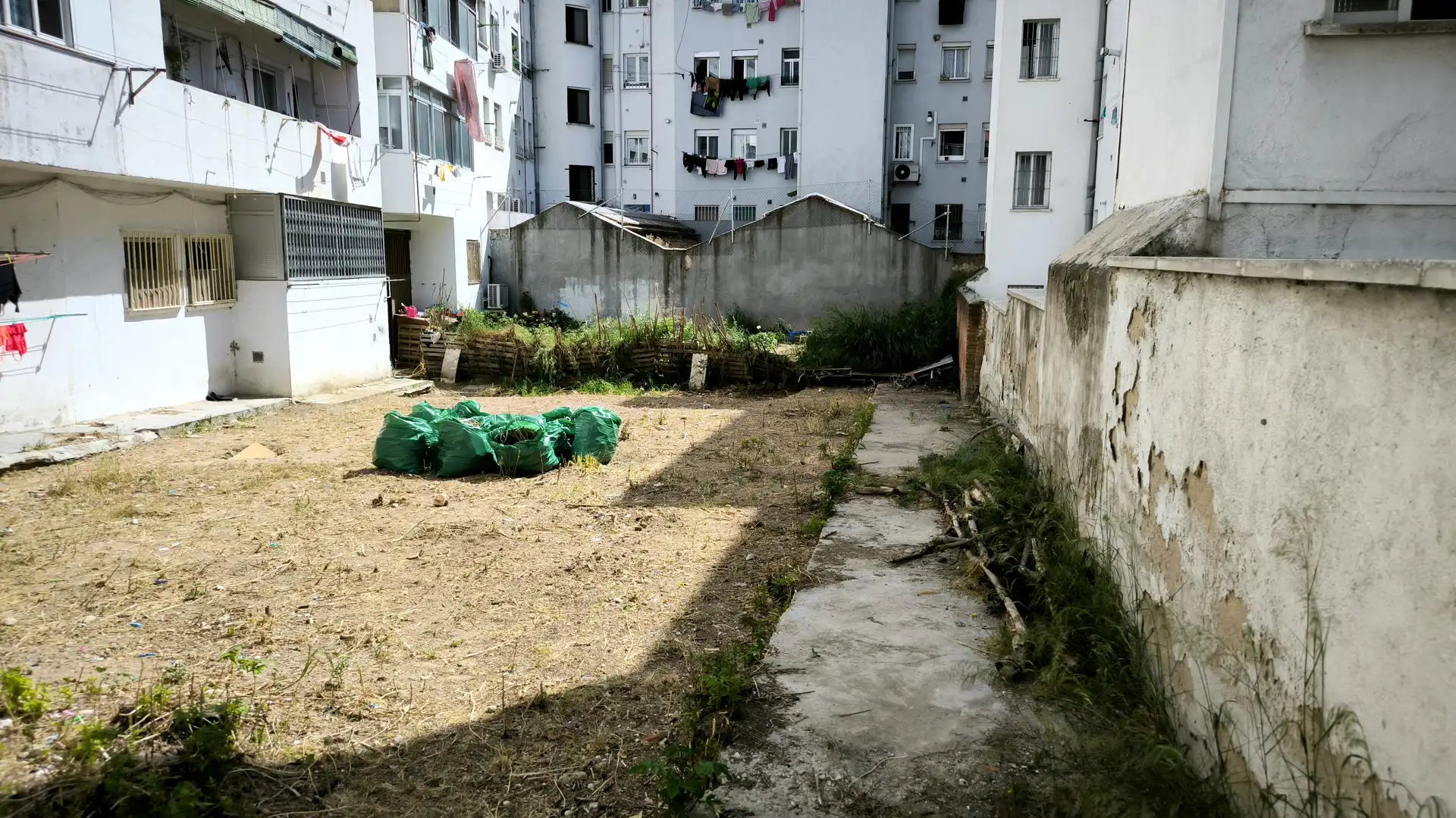 Local en venta en  Madrid Capital con Amueblado