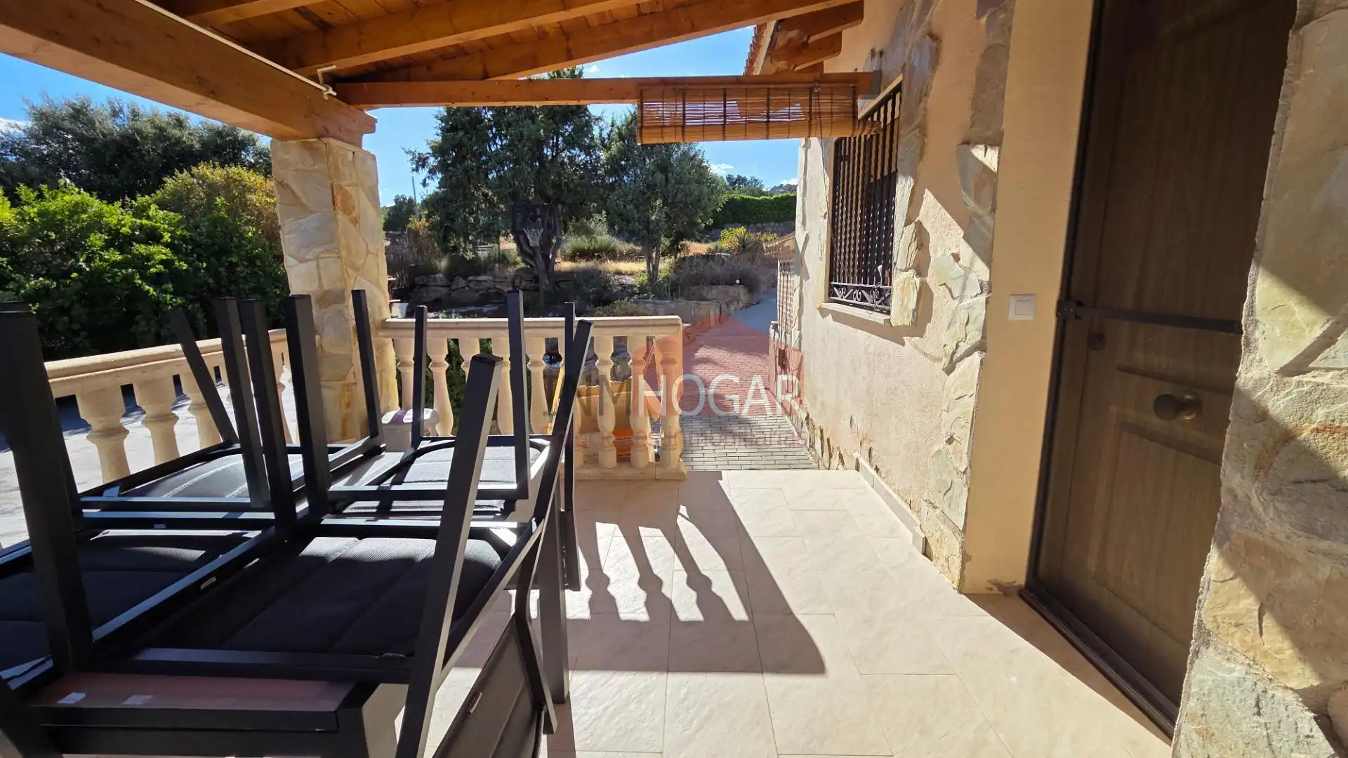 Terrassa de Casa o xalet en venda en Santa Cruz de Pinares amb Aire condicionat, Calefacció i Jardí privat