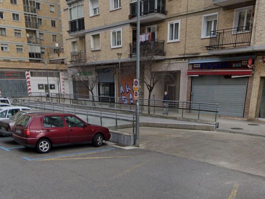 Exterior view of Garage for sale in  Pamplona / Iruña