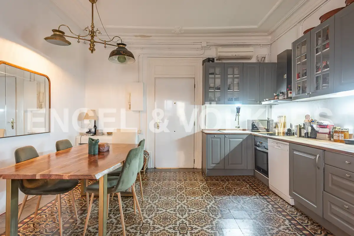Flat with terrace to rent in Ciutat Vella, imagen 7