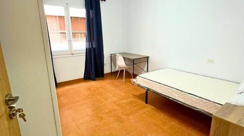 Foto 2 von Wohnung zur untervermieten in Calle Alberola Romero, Casco Antiguo - Sta. Cruz - Ayuntamiento, Alicante / Alacant