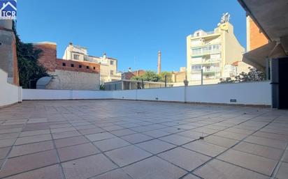 Exterior view of Flat for sale in Terrassa  with Air Conditioner, Heating and Terrace