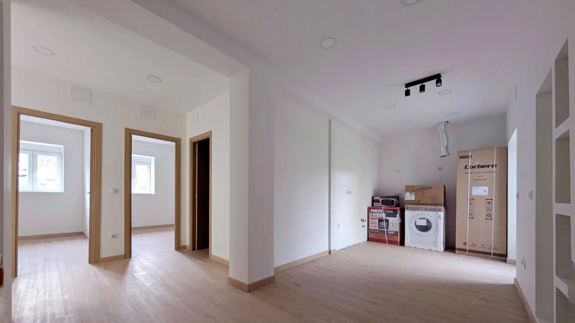 Piso en venta en Torrelavega  con Parquet y Terraza