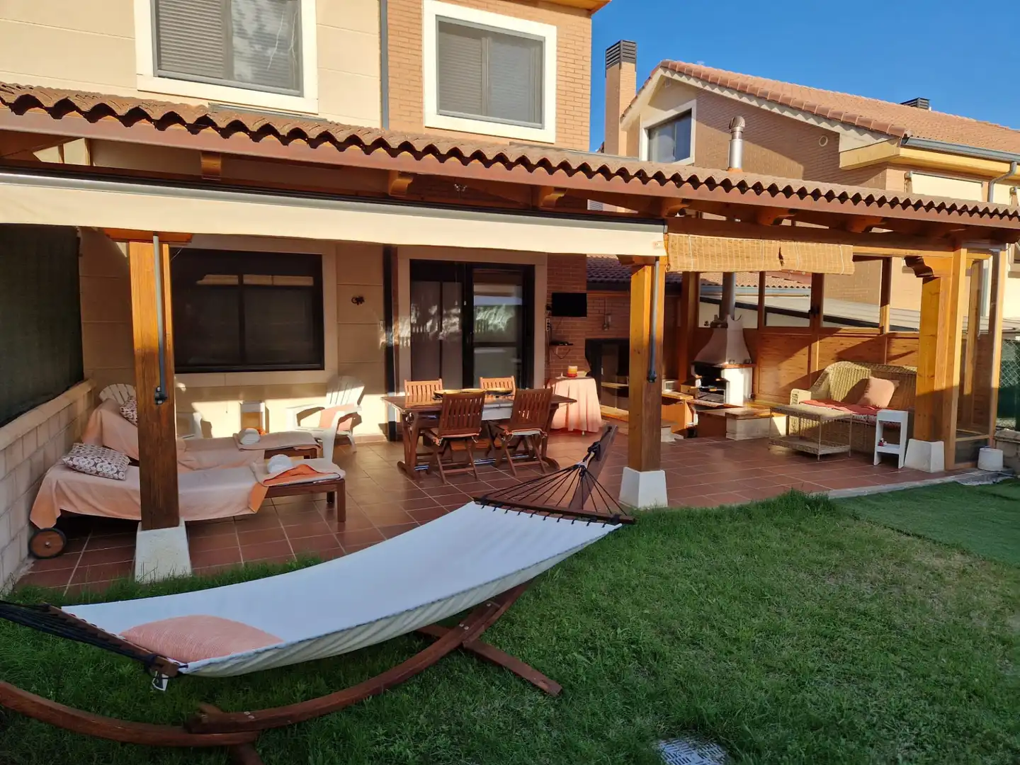 Terraza de Casa o chalet de alquiler en Zaratán con Calefacción, Jardín privado y Parquet
