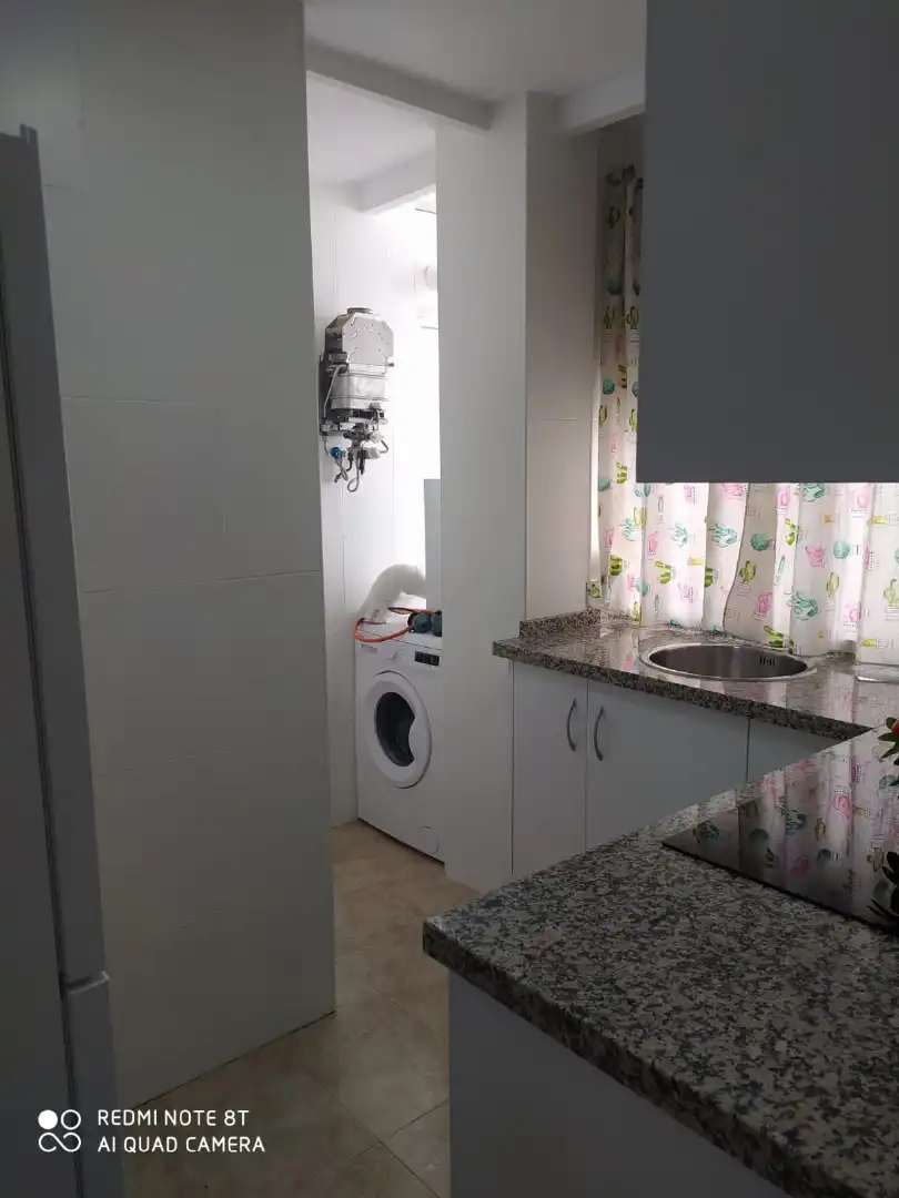Küche von Wohnung zur Miete in Huelva mit Möbliert, Waschmaschine und Balkon