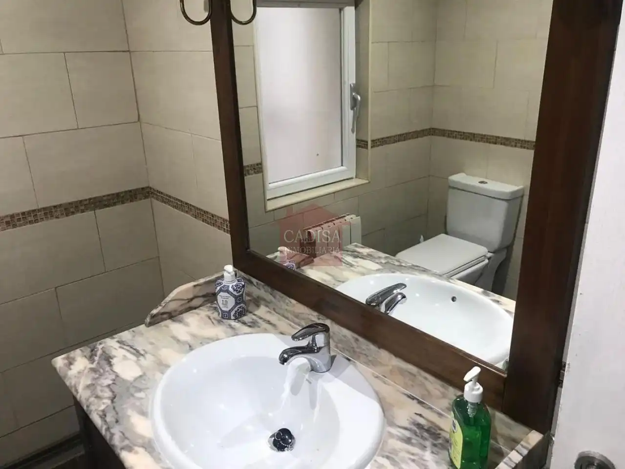 Bathroom of Flat for rent in Salamanca  with Heating, Terrace and Furnished