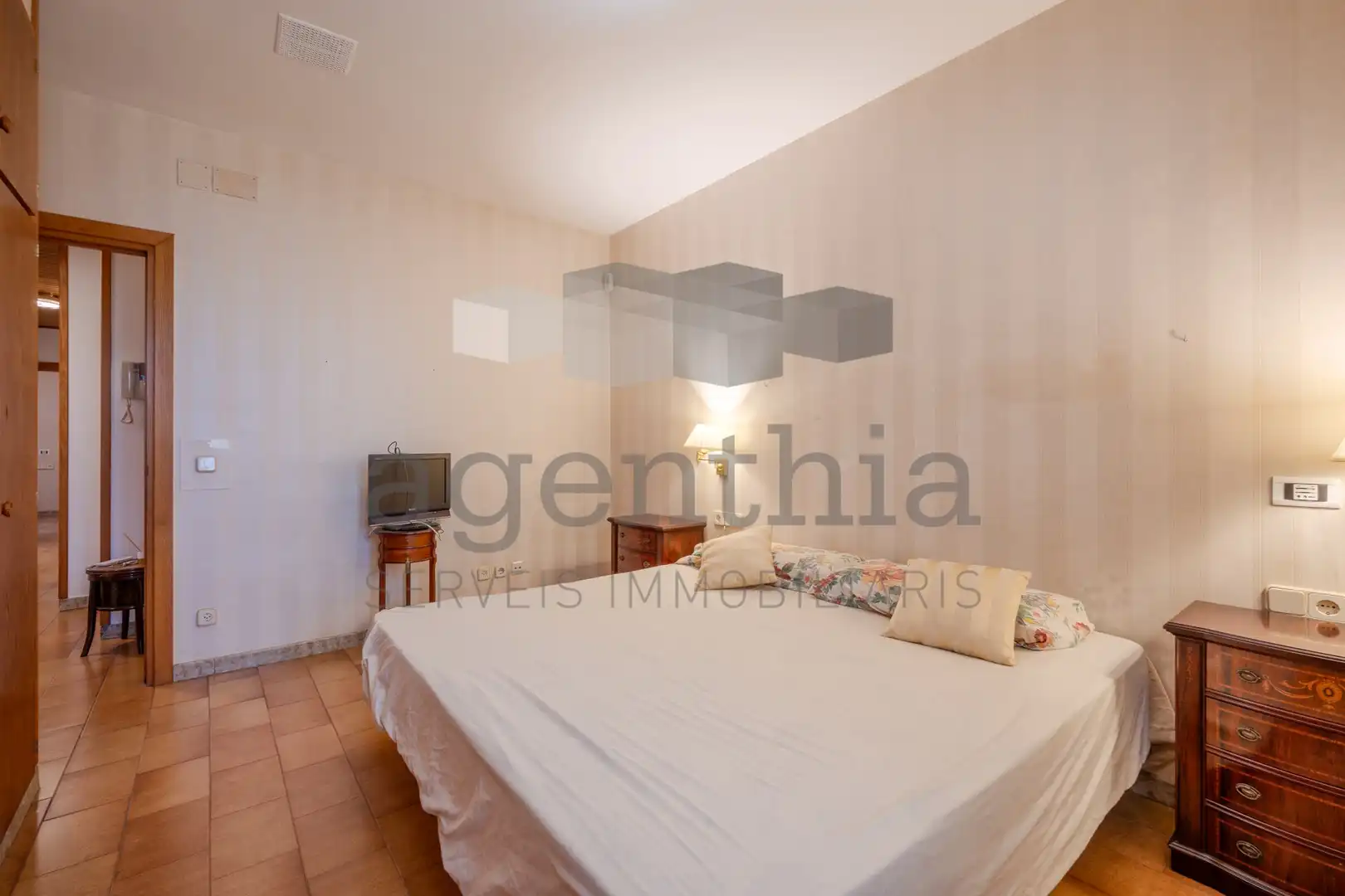 Bedroom of Houses for sale in Quart  with Air Conditioner, Heating and Terrace