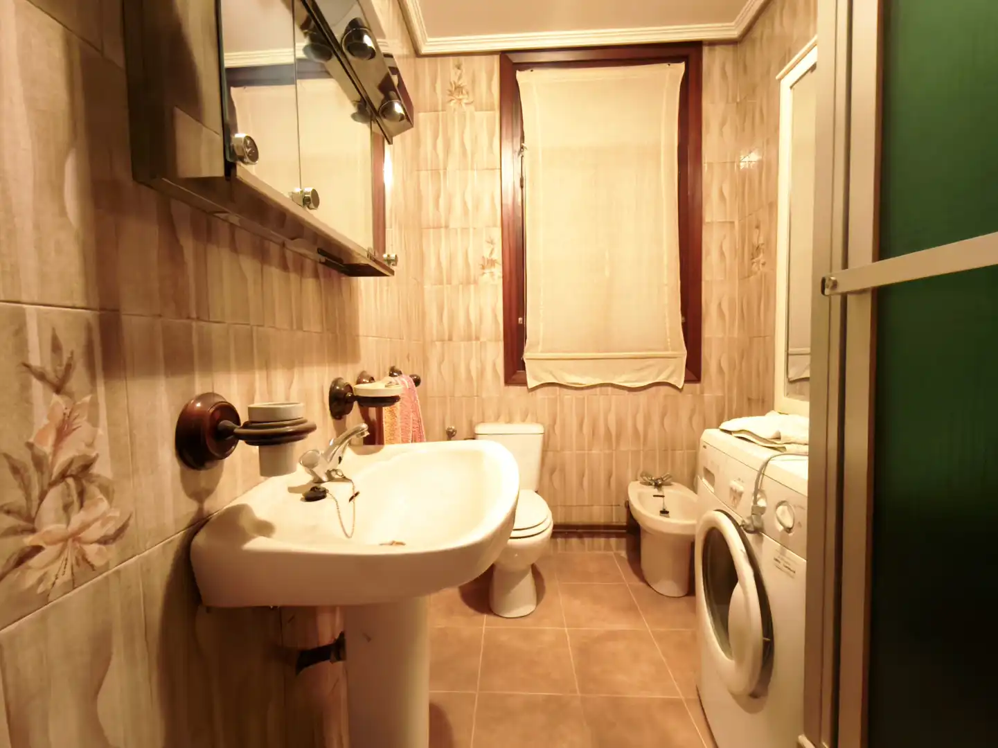 Bathroom of Flat for sale in  Logroño  with Heating, Storage room and Balcony