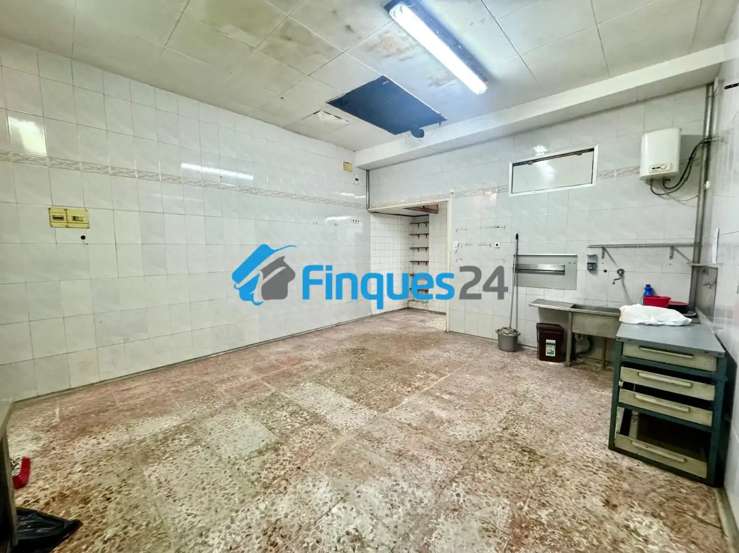 Kitchen of Commercial properties for rent in Berga