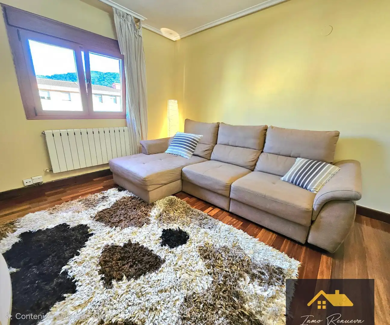Sala de estar de Piso en venta en Ortuella con Calefacción, Amueblado y Balcón