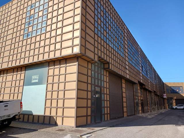Nave industrial en Venta en Bollullos de la Mitación