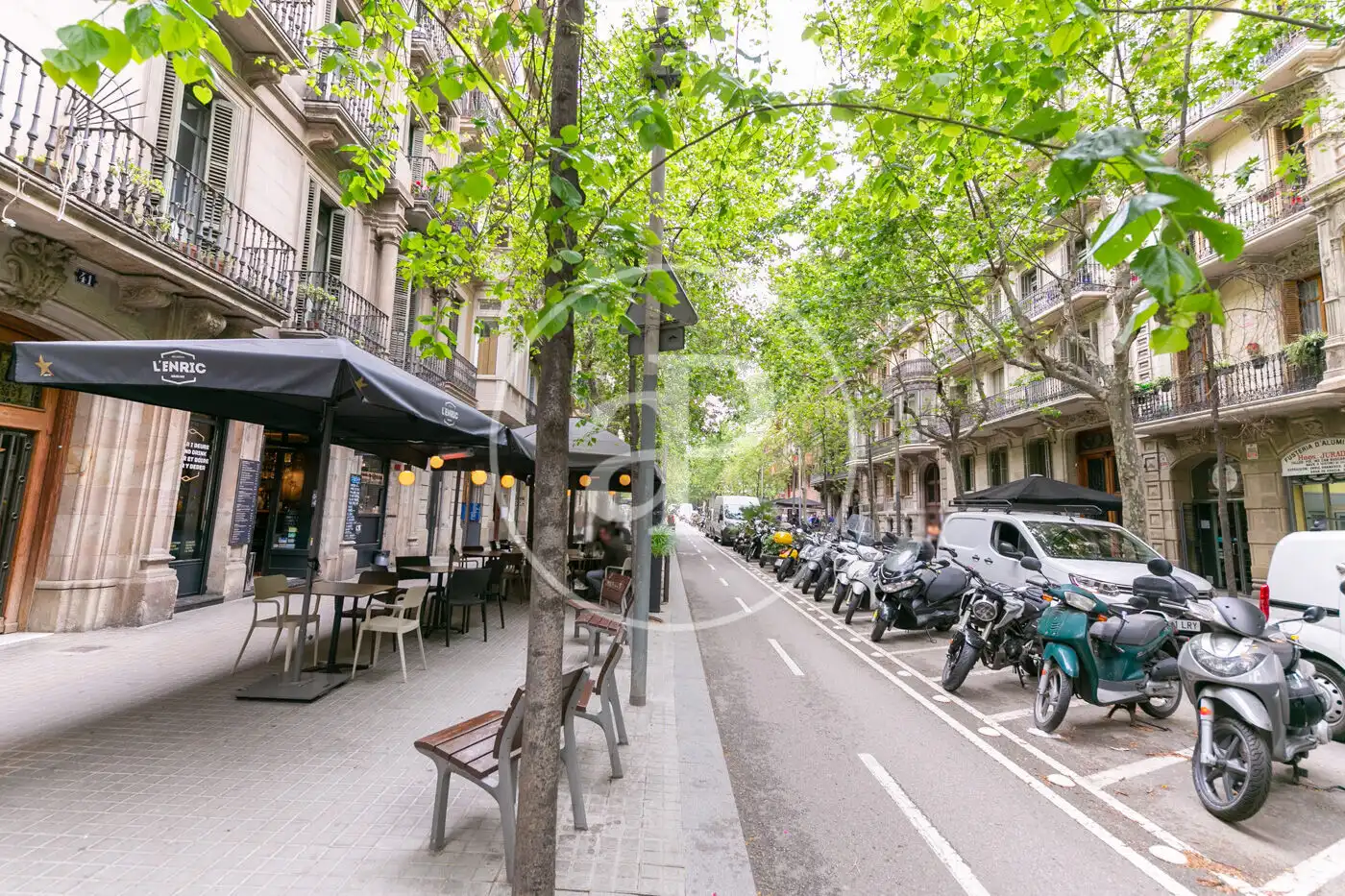 Vista exterior de Piso de alquiler en Barcelona con Aire acondicionado, Calefacción y Terraza