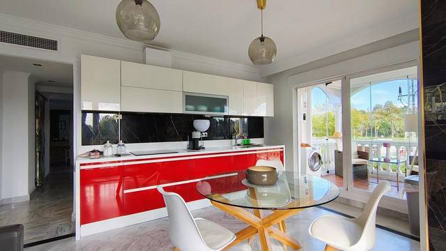 Apartamento en Venta en La Dama de Noche - La Alzambra
