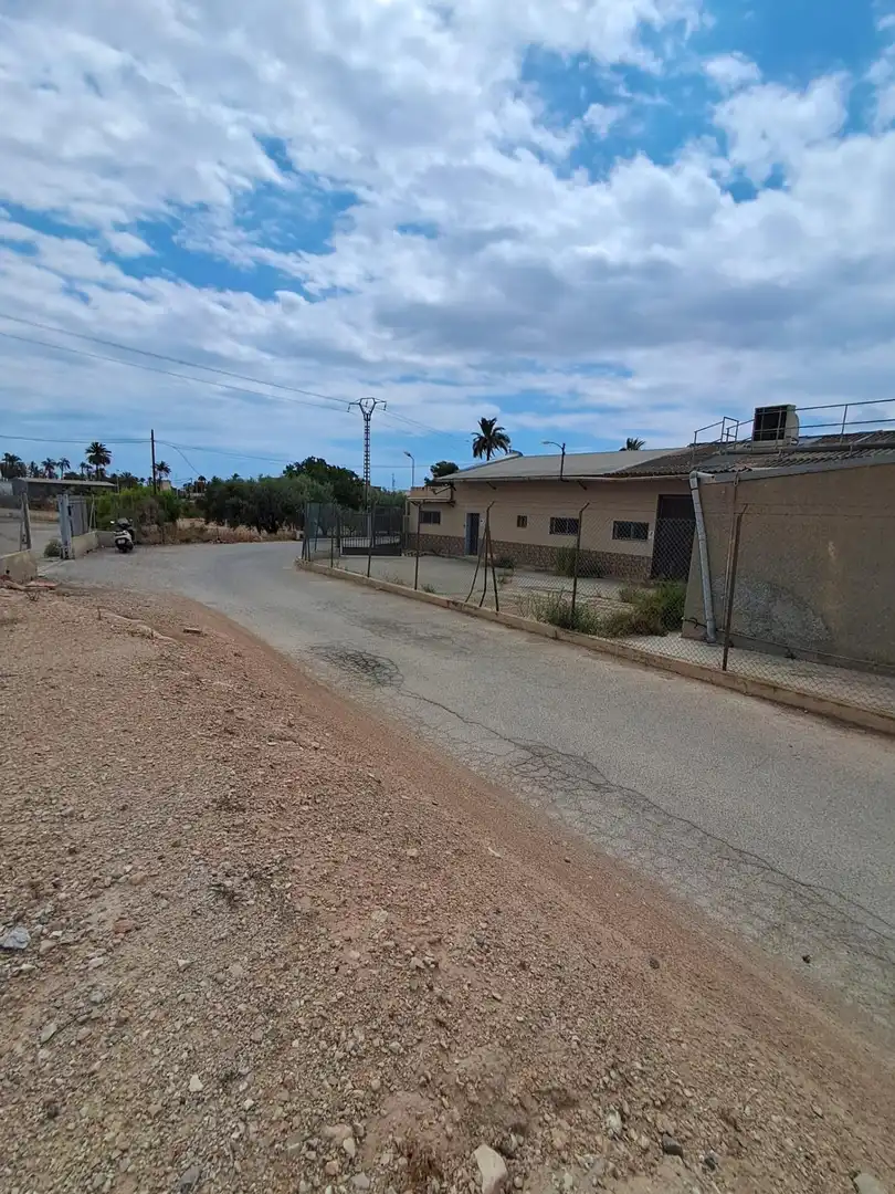 Industrial buildings for sale in Elche / Elx