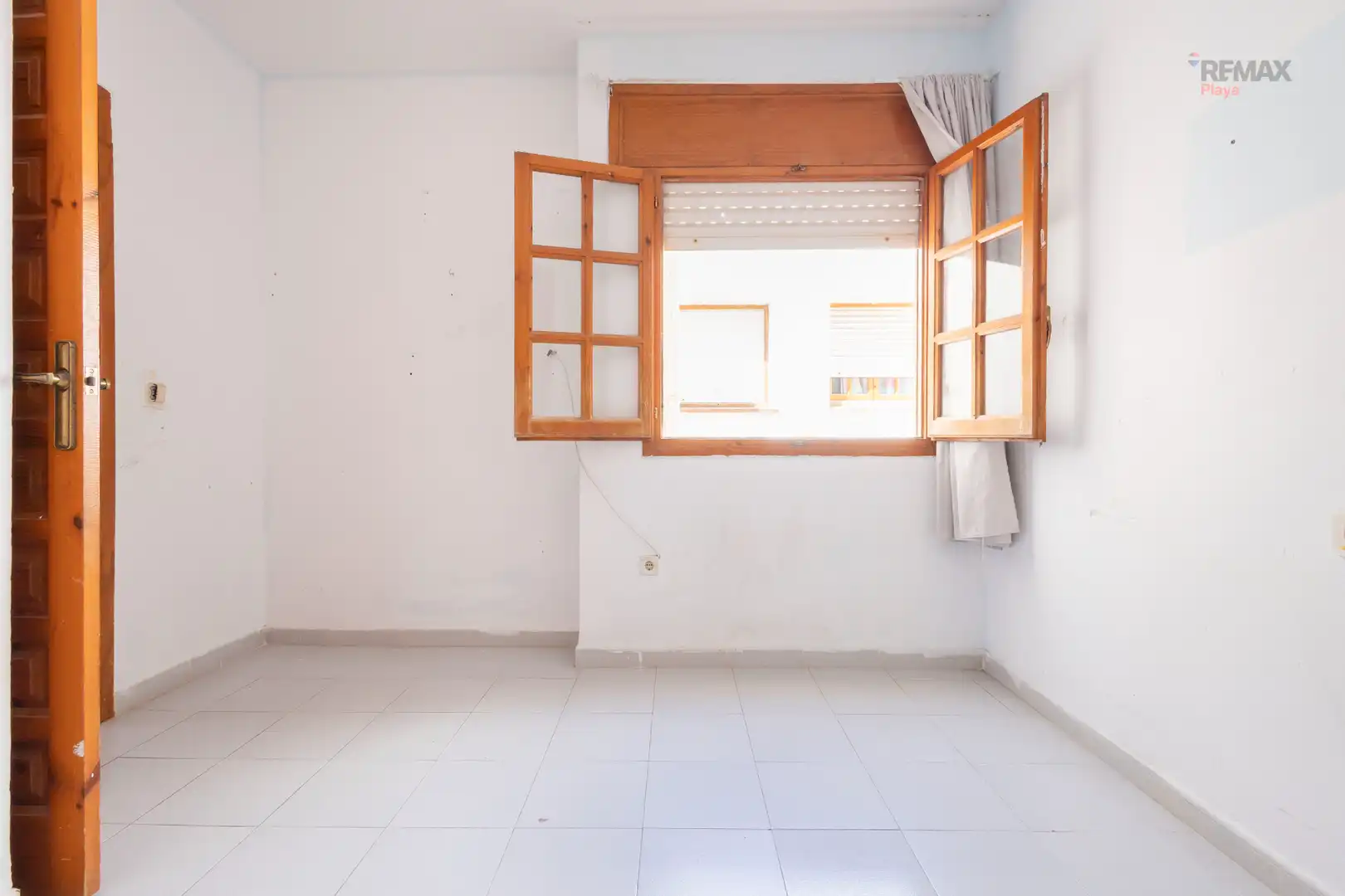 Habitación de Casa adosada en venta en Garrucha con Aire acondicionado, Terraza y Balcón