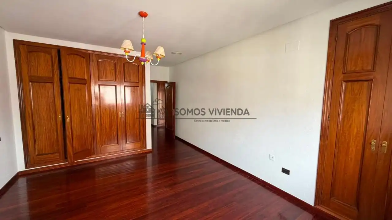 Bedroom of Flat for sale in Ourense Capital   with Heating, Furnished and Balcony