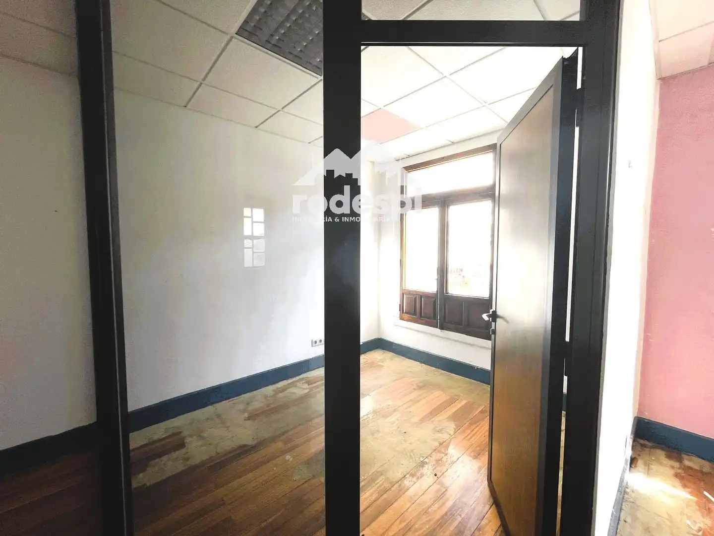 Habitación de Edificio en venta en A Cañiza  