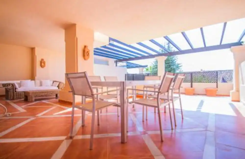 Apartament amb piscina en venda a Nueva Andalucía, imagen 32