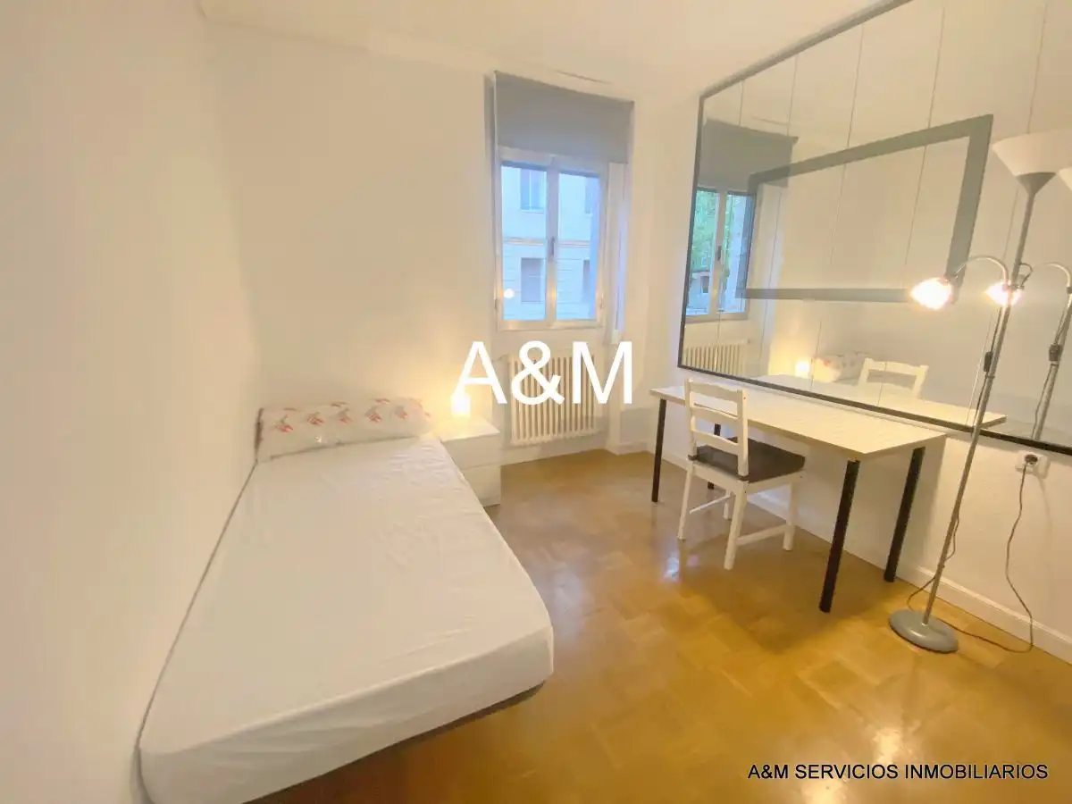 Bedroom of Flat for rent in Vitoria - Gasteiz  with Heating and Furnished
